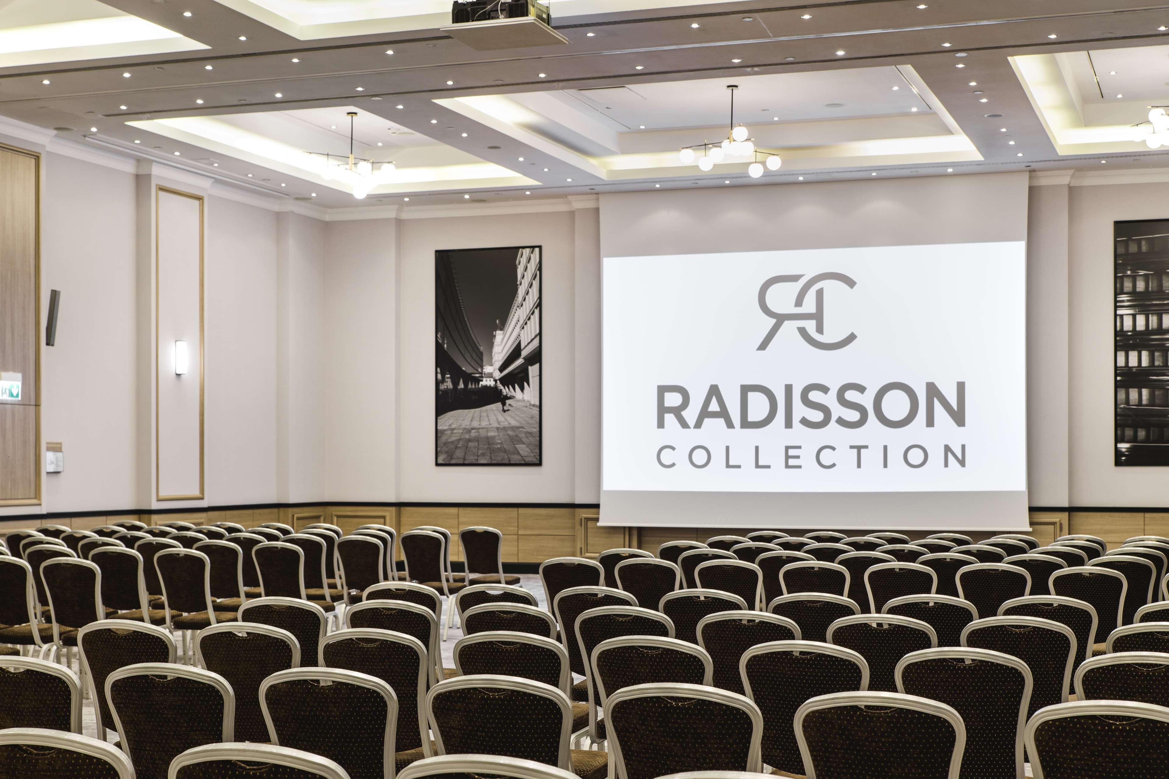 Radisson Collection Hotel, وارسو المظهر الخارجي الصورة